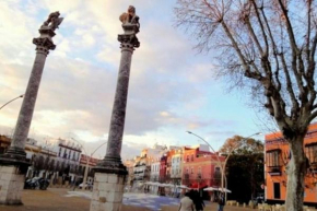 Отель Atico con terraza en Alameda de Hercules  Севилья